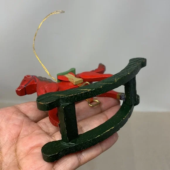 5 pc VINTAGE Christmas tree ornaments: Santa, rocking horse, and 3 round balls - Picture 10 of 17